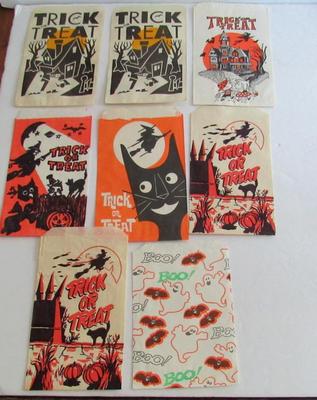 Vintage Halloween Small Paper Treat Bags