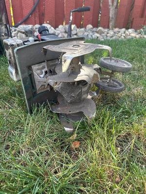 Electric tiller