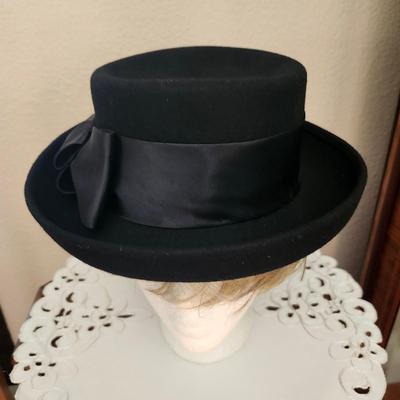 Amanda Smith Black Pillbox Hat