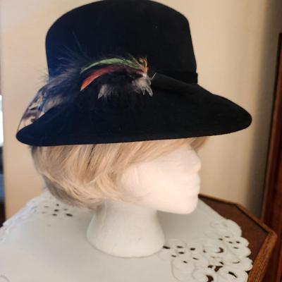 Vintage Betmar Black Derby