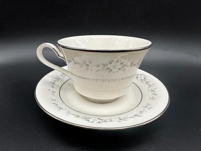 NORITAKE Ivory China Footed Cups & Saucers