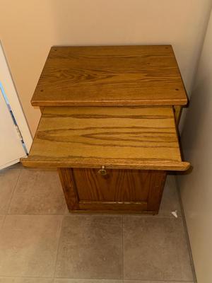 Garbage container