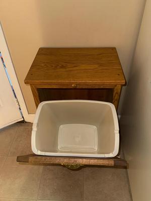 Garbage container