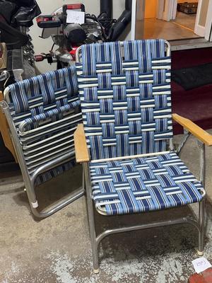 Folding chairs (2)