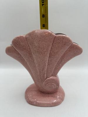 Vintage Red Wing Speckled Pink Shell Ceramic Vase USA #892 7.5"