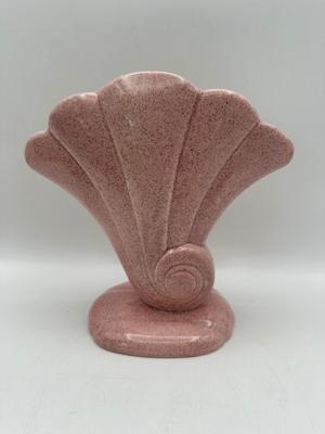 Vintage Red Wing Speckled Pink Shell Ceramic Vase USA #892 7.5"