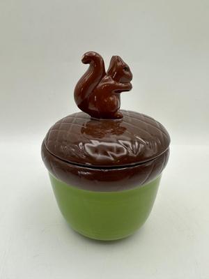 Pier 1 Ceramic Acorn Nesting Measuring Cup Set Green/Brown Squirrel Top