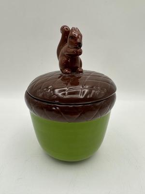 Pier 1 Ceramic Acorn Nesting Measuring Cup Set Green/Brown Squirrel Top