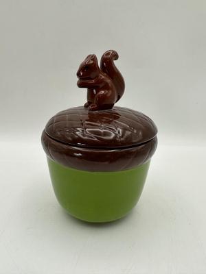 Pier 1 Ceramic Acorn Nesting Measuring Cup Set Green/Brown Squirrel Top