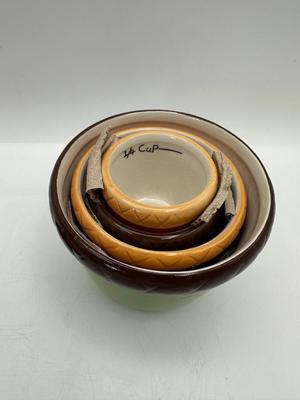 Pier 1 Ceramic Acorn Nesting Measuring Cup Set Green/Brown Squirrel Top