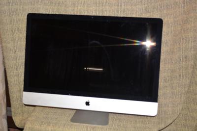 APPLE All-In-One Computer, No OS, Wiped, Works Great