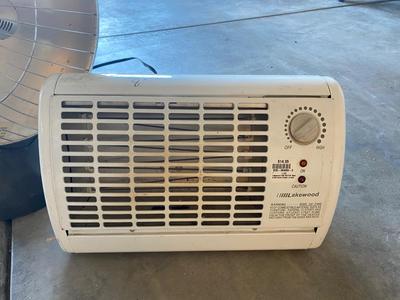 2 ELECTRIC HEATERS. THE PRESTO HEAT DISH AND A LAKEWOOD SPACE HEATER