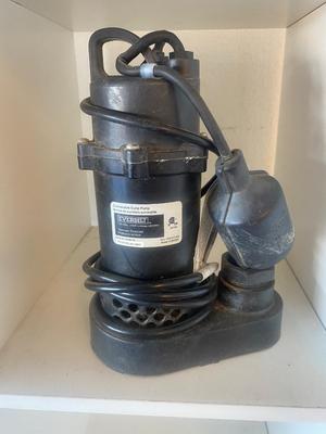 EVERBILT 1/4HP SUBMERSIBLE PUMP 3450RPM