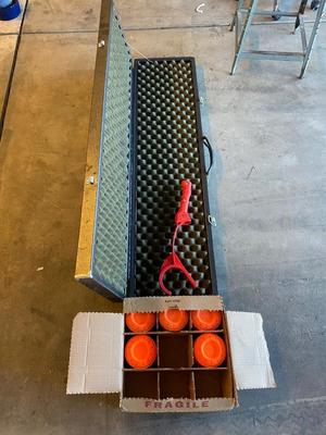 HEAVY DUTY GUN CASE, CLAY PIGEONS/SKEET THROWER