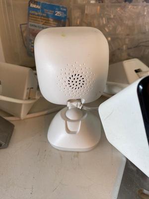 XFINIY SECURITY CAMERAS AND HARDWARE