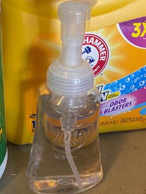 NEW SPAY BOTTLES, SIMPLE GREEN, PARSHAL LAUNDRY AND DISH DETERGENT & A BIT MORE!