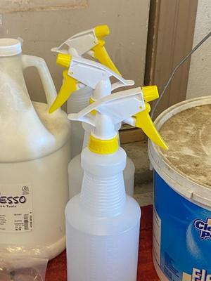 NEW SPAY BOTTLES, SIMPLE GREEN, PARSHAL LAUNDRY AND DISH DETERGENT & A BIT MORE!