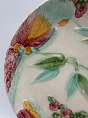 MAJOLICA Plate of Birds