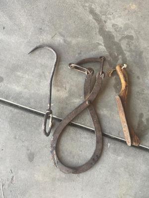 ANTIQUE HAND TOOLS