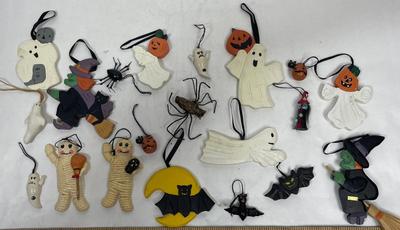 Vintage Lot of wooden Halloween Ornament Decorations - Ghosts, Bats, Spiders, etc