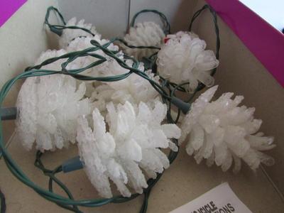 String of Novelty Decorative Pinecone Christmas Tree Lights