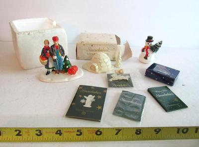 Dept 56 Lot of Collectibles