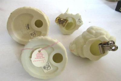 Vintage Dept 56 Chicks and 2 Christmas Clip-on Ornaments