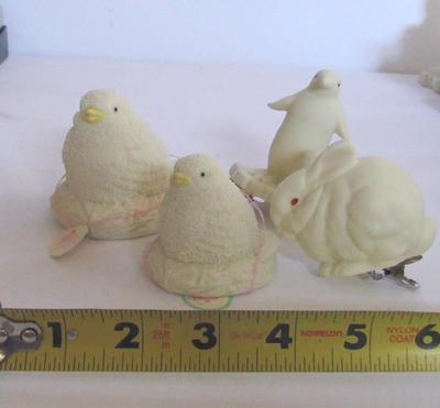 Vintage Dept 56 Chicks and 2 Christmas Clip-on Ornaments