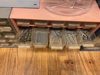 BUNCHES AND BUNCHES OF HANDY HARDWARE/FASTENERS