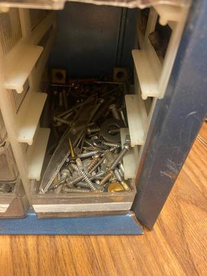BUNCHES AND BUNCHES OF HANDY HARDWARE/FASTENERS