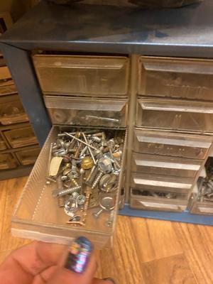 BUNCHES AND BUNCHES OF HANDY HARDWARE/FASTENERS