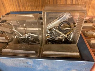 BUNCHES AND BUNCHES OF HANDY HARDWARE/FASTENERS