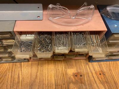 BUNCHES AND BUNCHES OF HANDY HARDWARE/FASTENERS