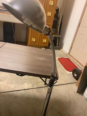 VINTAGE FLOOR LAMP, FOLDING TABLE & SIGN FOR KARATE PARKING/WAY