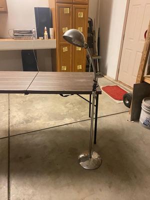 VINTAGE FLOOR LAMP, FOLDING TABLE & SIGN FOR KARATE PARKING/WAY