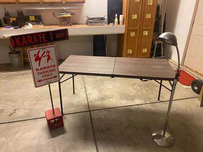 VINTAGE FLOOR LAMP, FOLDING TABLE & SIGN FOR KARATE PARKING/WAY