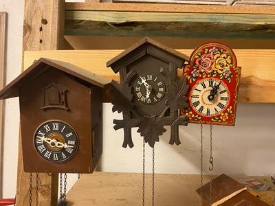 HUGE LOT OF COOKOO CLOCKS FOR PARTS OR REPAIR