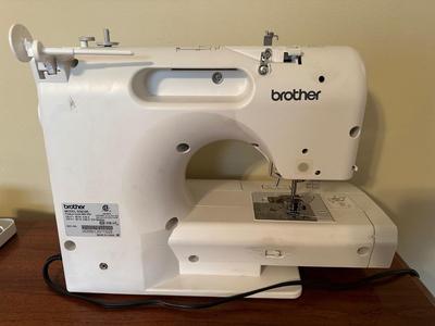 BROTHER Computerized Sewing and Quilting SQ9185