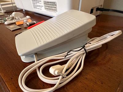 BROTHER Computerized Sewing and Quilting SQ9185