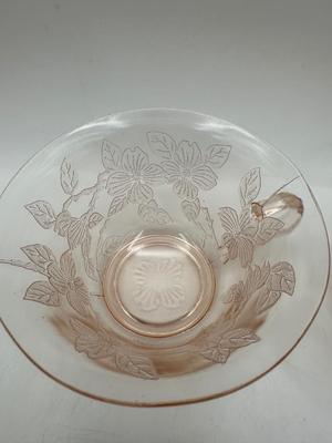 Pink Depression Glass DOGWOOD MacBeth-Evans Salvar