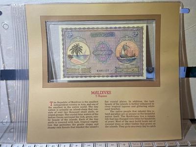 Maldives 5 Rupees Banknote/Currency in Uncirculated Condition by Fleetwood as Pictured.