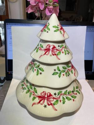 Vintage Lenox Porcelain Christmas Tree 10" Tall w/Red Ribbon Design with Holly in VG Preowned Condition.