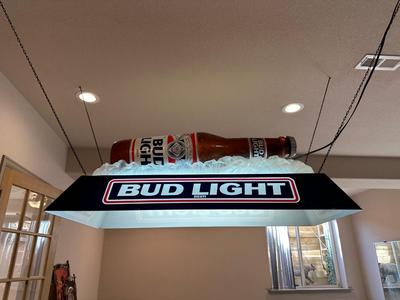 BUD LIGHT POOL TABLE LIGHT