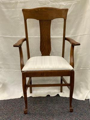 Oak T-backed Chair/ Arm chair