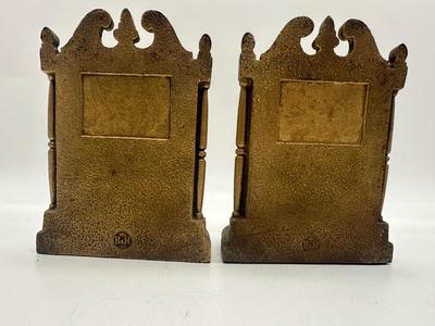 BRADLEY & HUBBARD Antique Cast Iron Ornate Bookends B&H