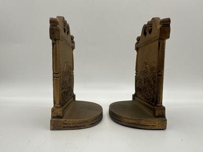 BRADLEY & HUBBARD Antique Cast Iron Ornate Bookends B&H