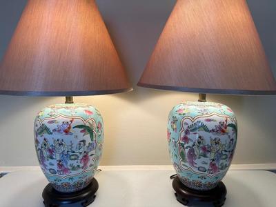 Pair of Ginger Jar Chinoiserie Style Table Lamps with Wood Base