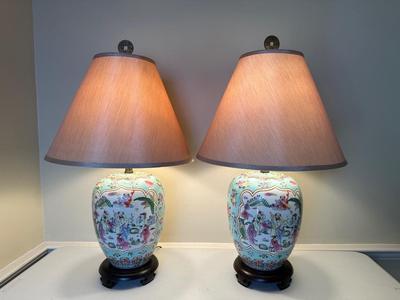 Pair of Ginger Jar Chinoiserie Style Table Lamps with Wood Base