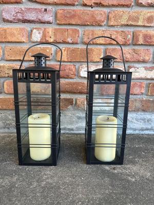 Pair of Black Lanterns