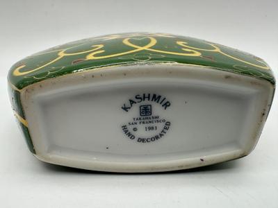 1981 Takahashi Kashmir Flat Vase Hand Decorated Floral Design
